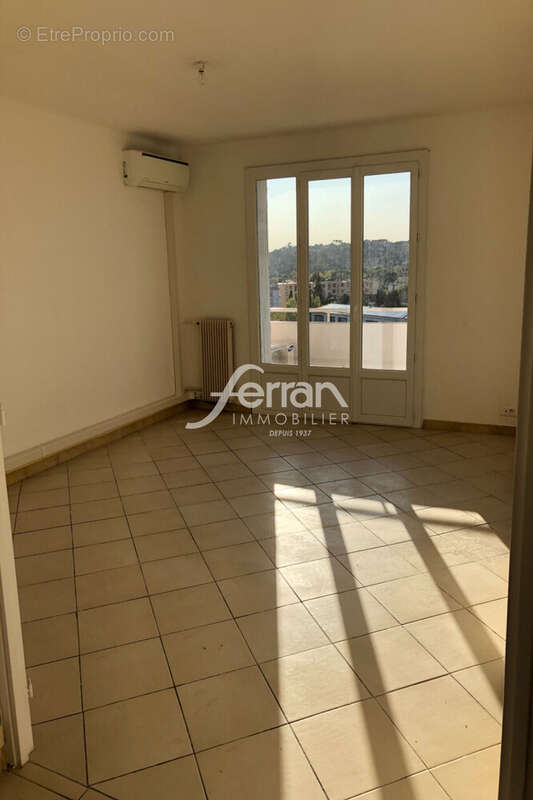 Appartement à DRAGUIGNAN