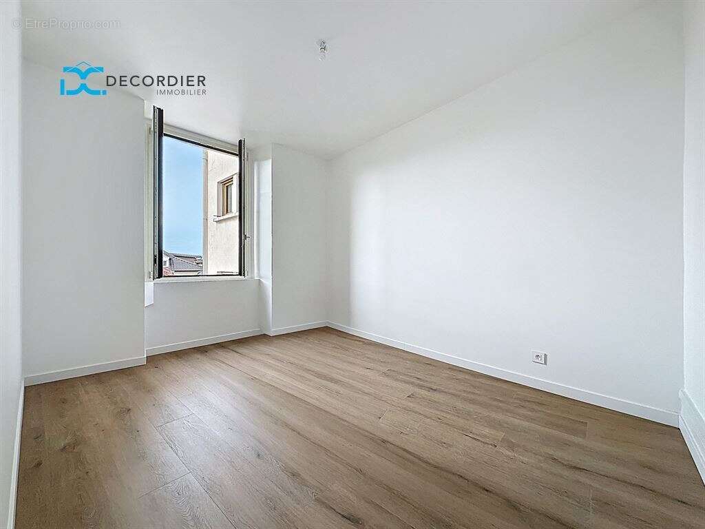 Appartement à EVIAN-LES-BAINS