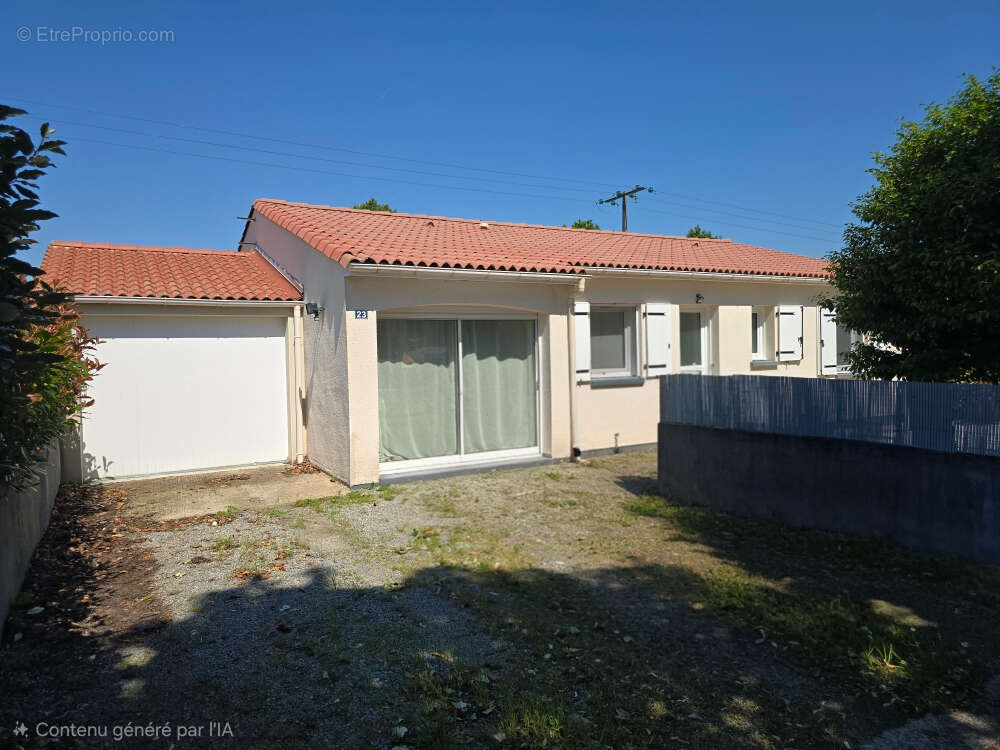 Maison à LE PELLERIN