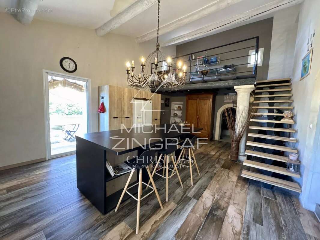 Maison à CHEVAL-BLANC