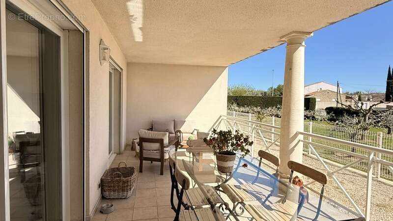 Appartement à CHATEAURENARD