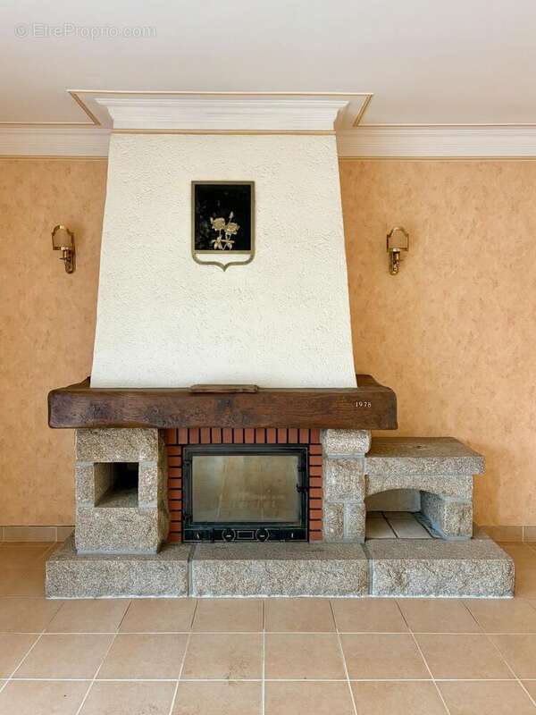 Maison à PLOUNEOUR-MENEZ