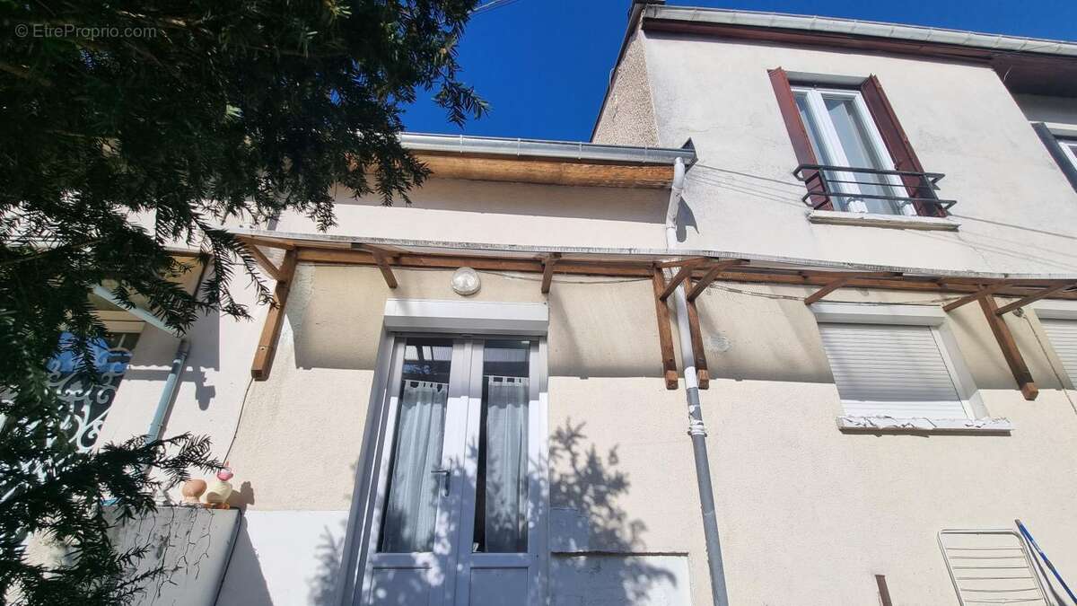 Maison à CHAMPIGNY-SUR-MARNE