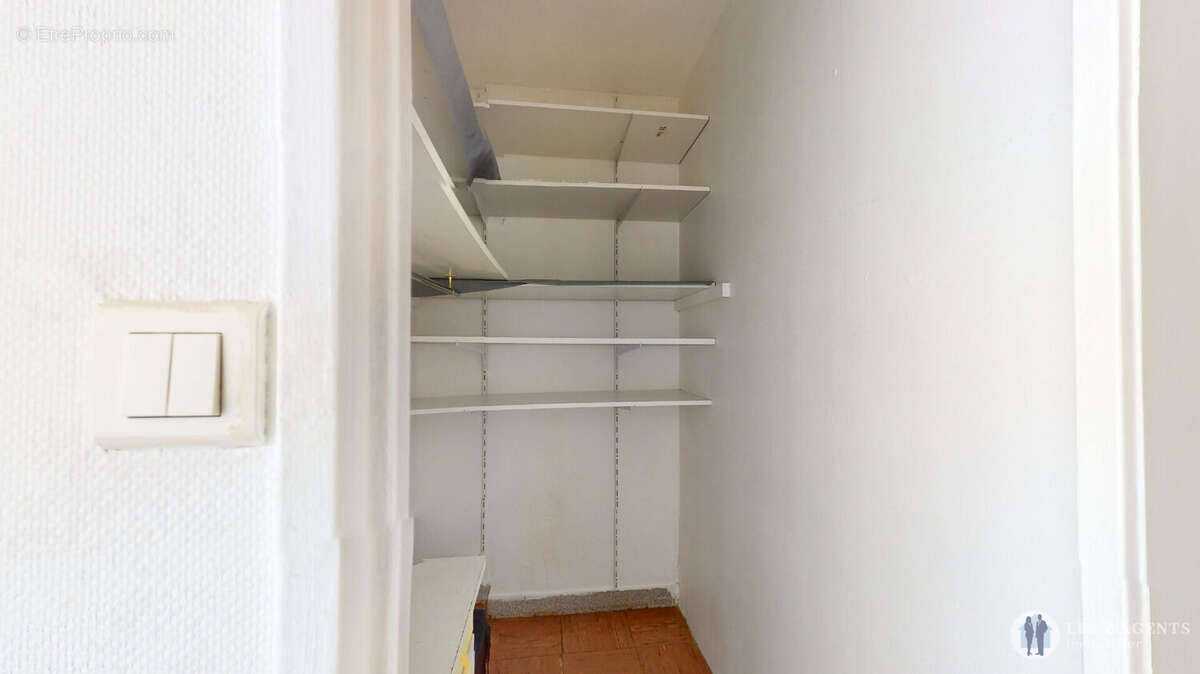 T3 avec balcon dans une copropriété fermée - photo 11