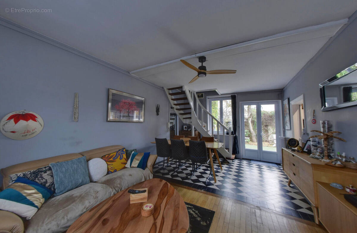 Photo 1 - Maison à SENLIS