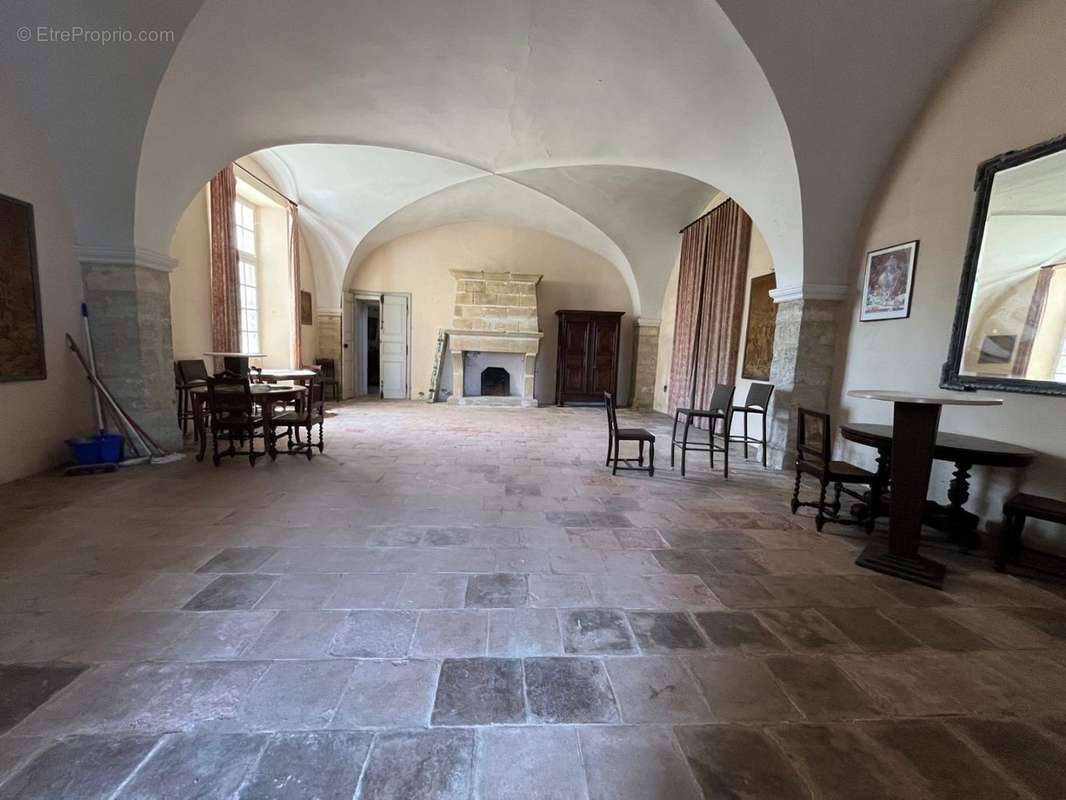 Maison à LEZIGNAN-LA-CEBE