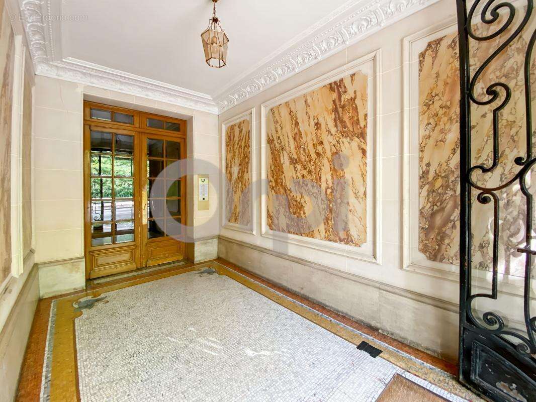 Appartement à PARIS-20E