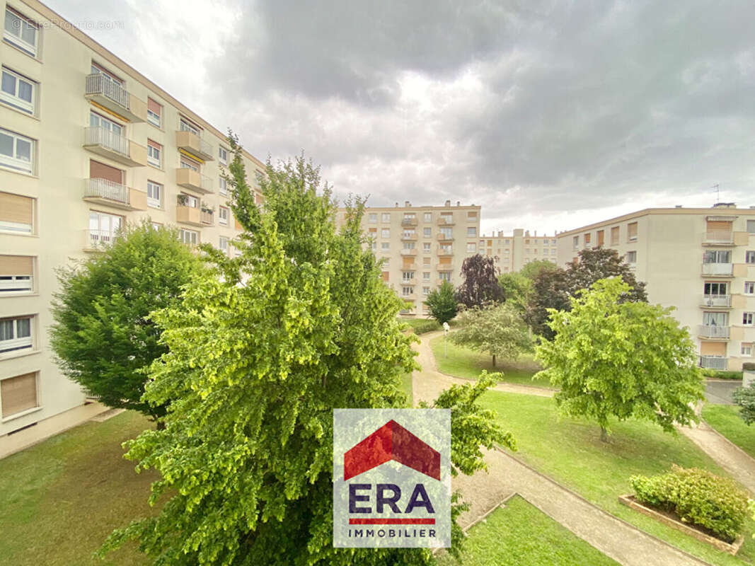 Appartement à HOUILLES