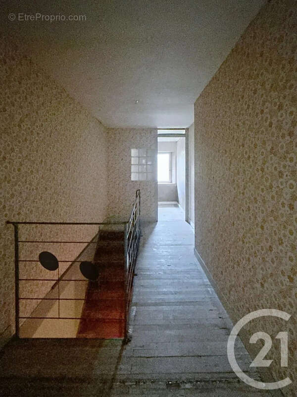 Maison à CHARMOIS-DEVANT-BRUYERES