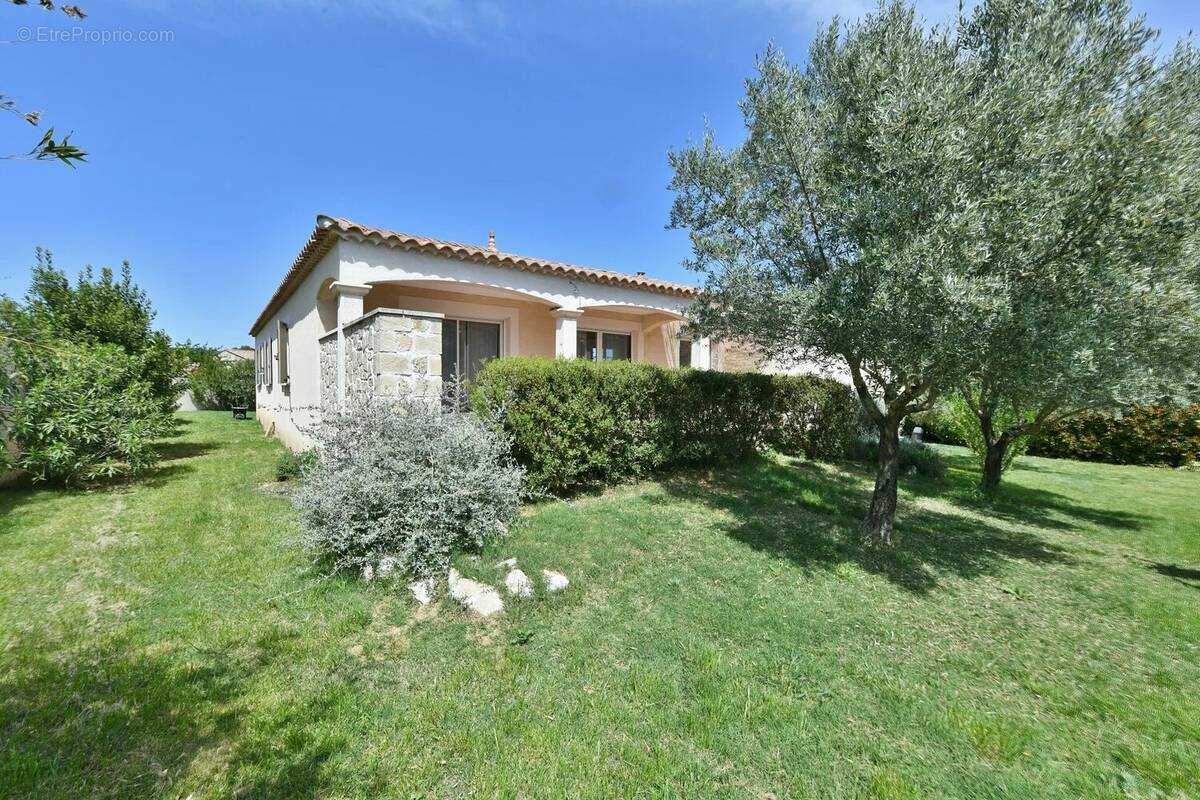 Maison à UZES