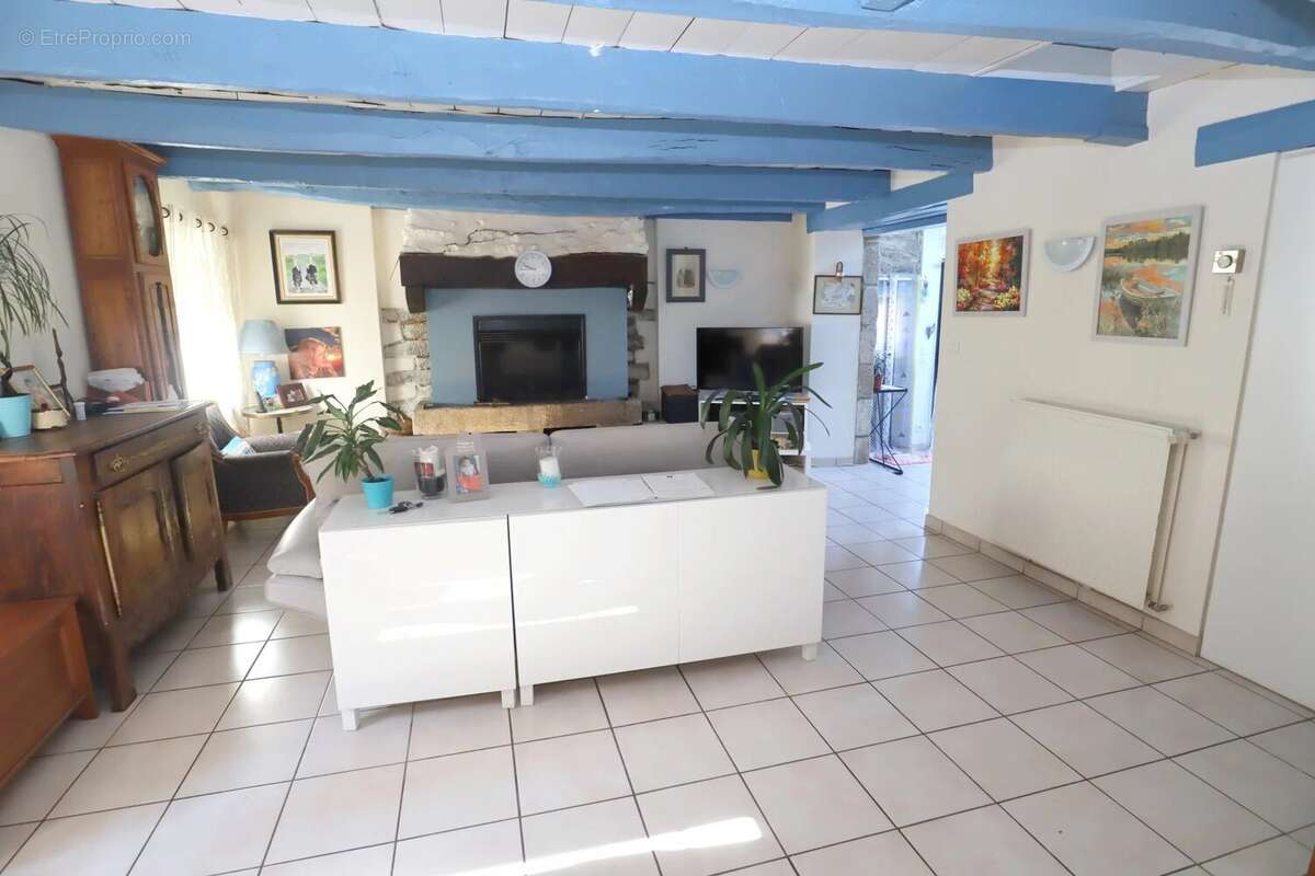 Maison à LA FEUILLEE