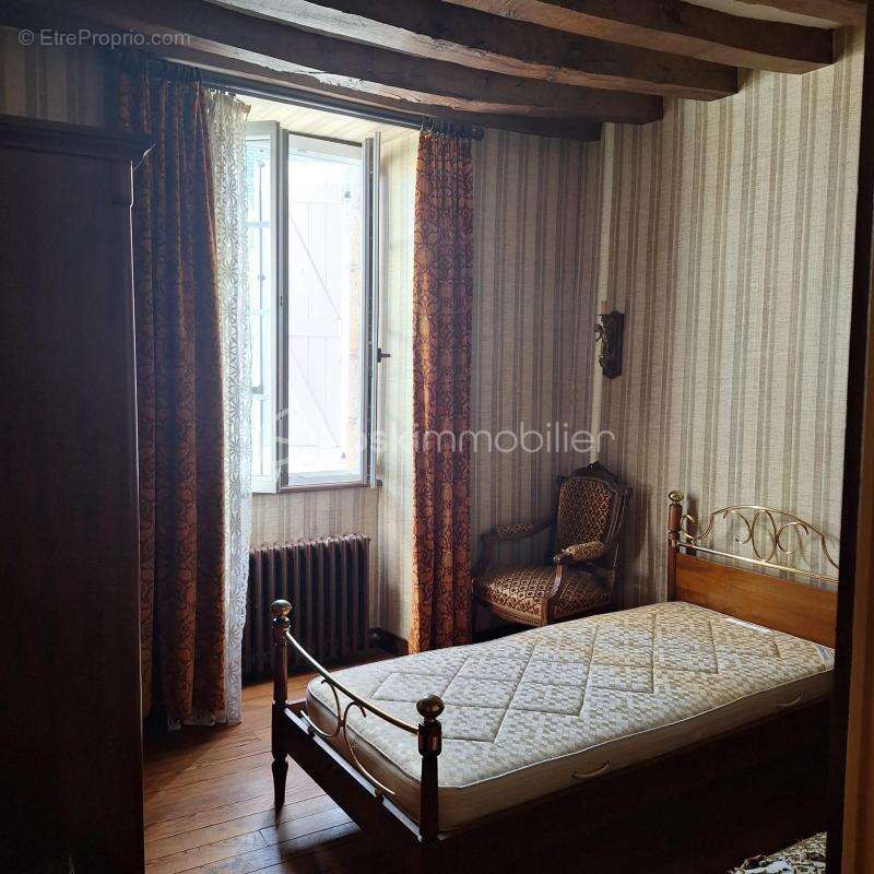 Maison à MARTIGNE-SUR-MAYENNE