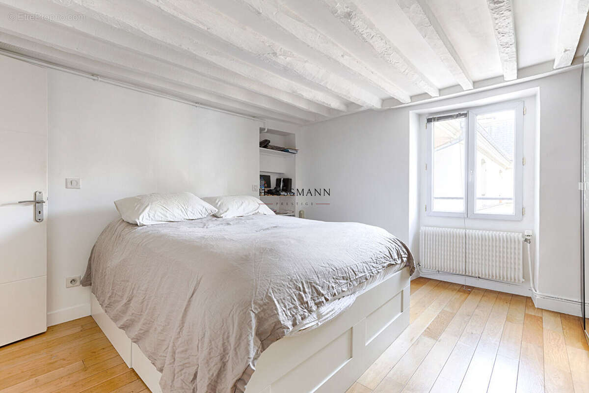 Appartement à PARIS-9E
