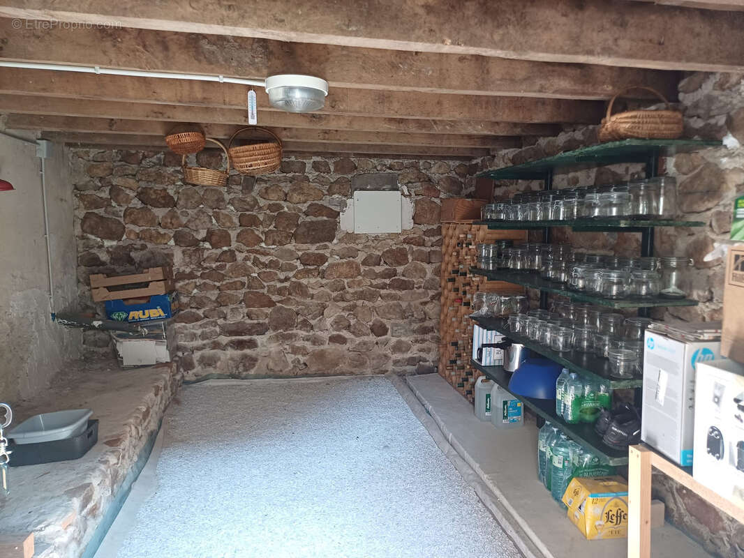 Maison à PUY-GUILLAUME