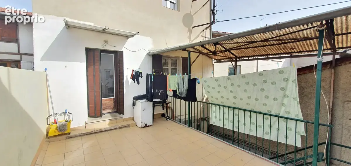 Immeuble Le Peage De Roussillon 7 pièce(s) 350 m2 - photo 3