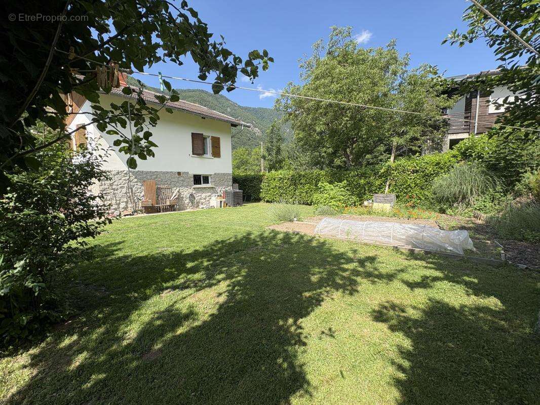 Maison à AX-LES-THERMES