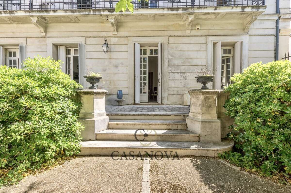 Maison à MAUGUIO