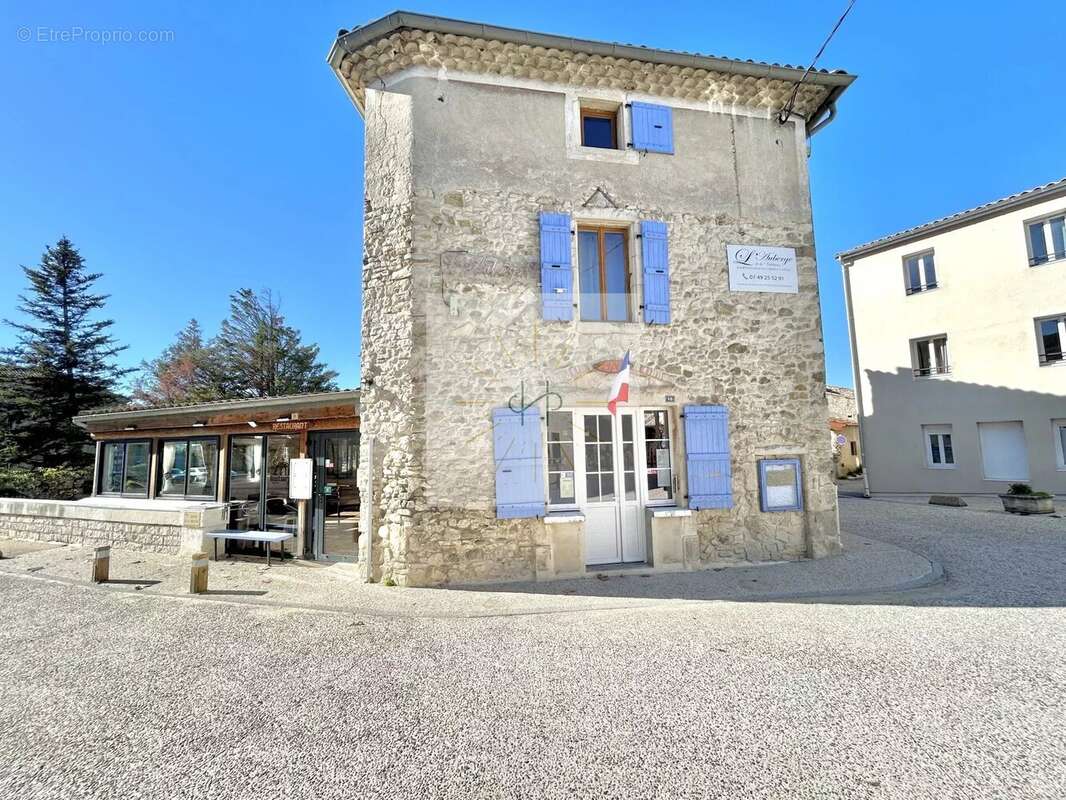 Appartement à PORTES-EN-VALDAINE