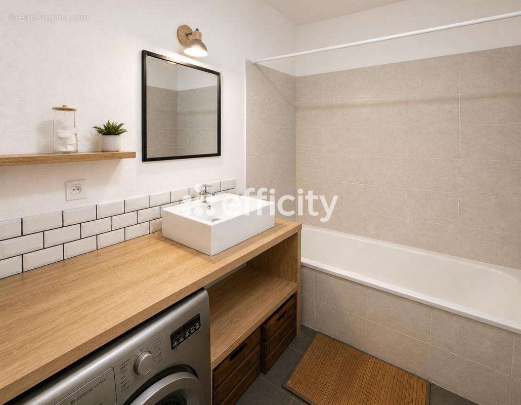 Appartement à JUVIGNAC