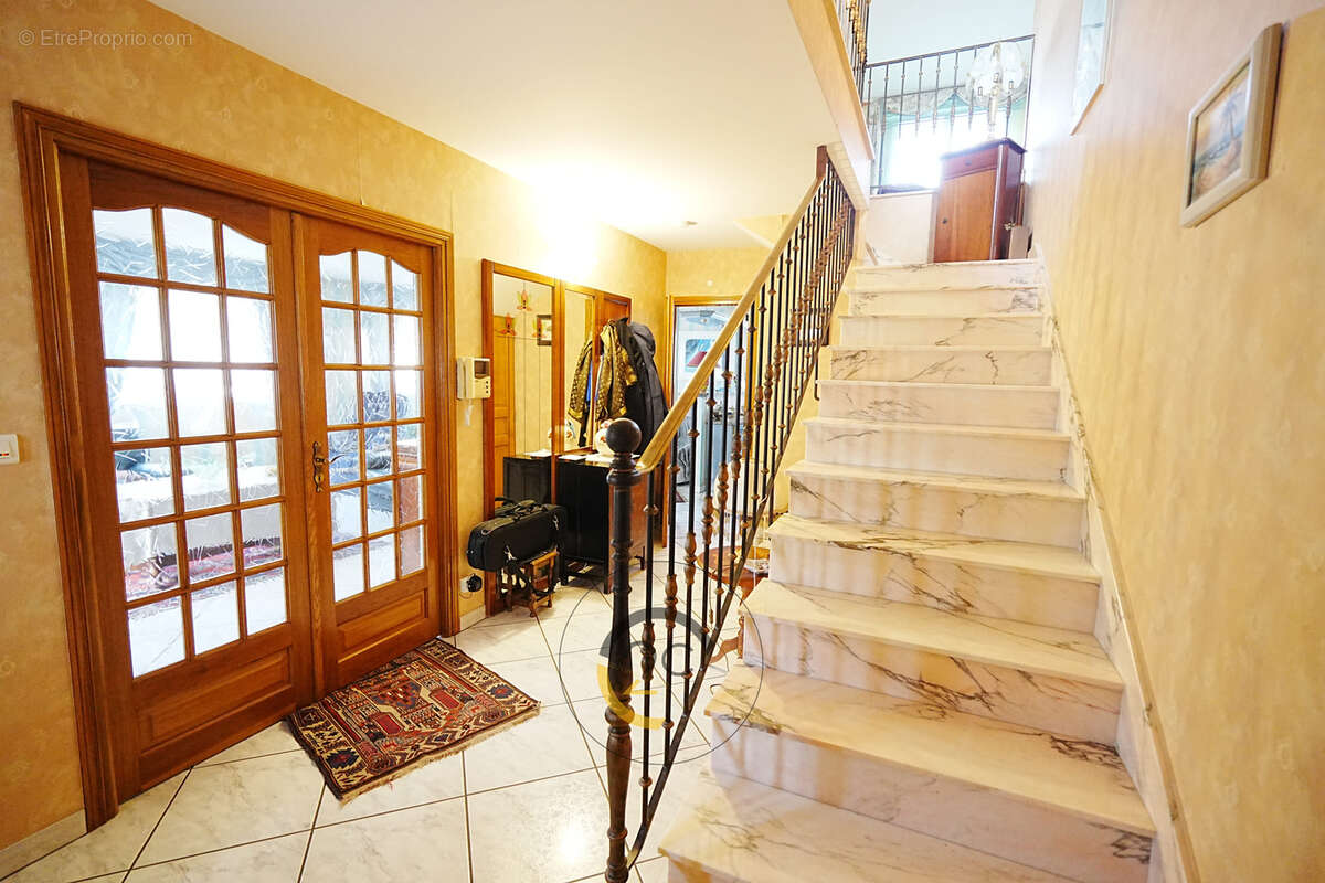 Maison individuelle 7 pièces   220 m2   Réhon   Idéale frontaliers Luxembourg, télétravail et vie de famille - photo 5