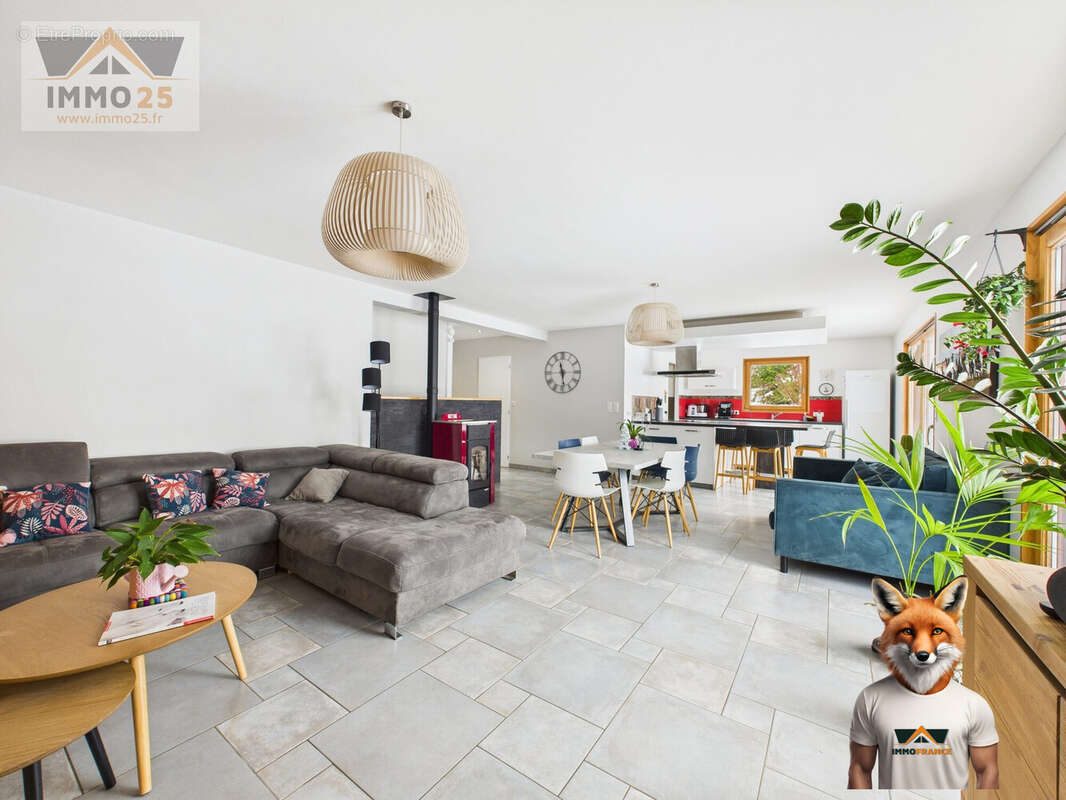 Maison à BIANS-LES-USIERS