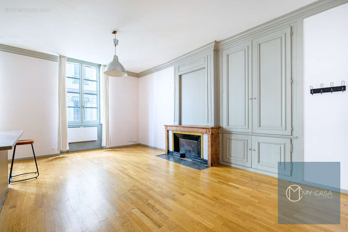 Appartement à LYON-1E