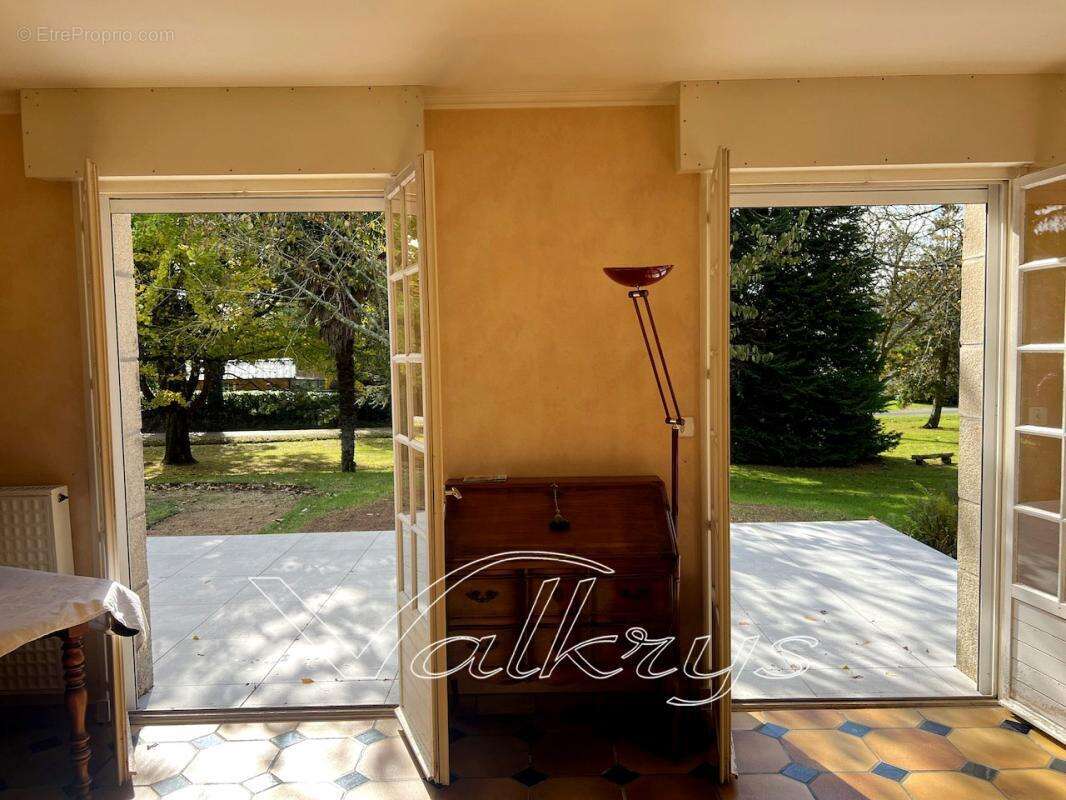 Maison à CLOHARS-CARNOET