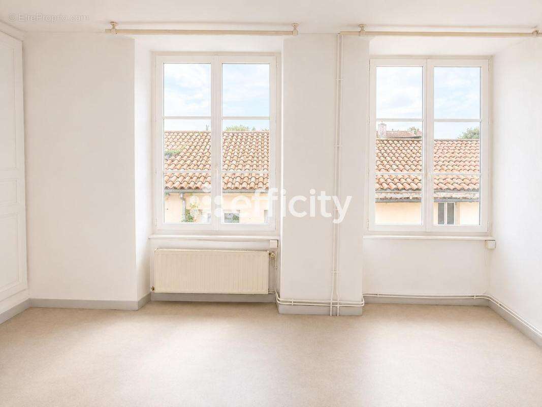 Maison 125 m² à Civray  - photo 6