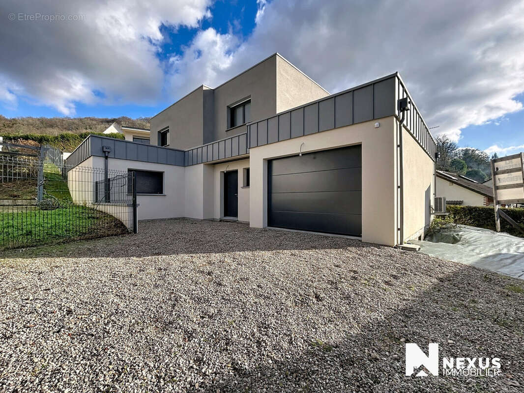 Maison à AMFREVILLE-LA-MI-VOIE