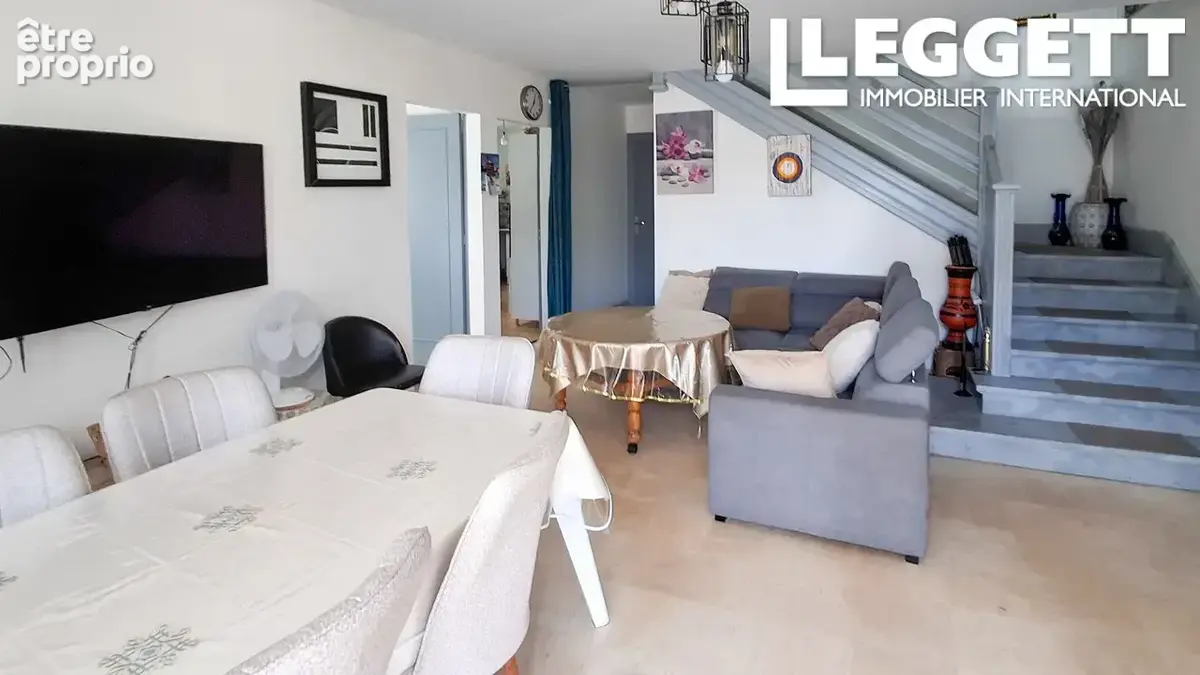 Maison familiale à Soyaux – Beaux volumes, garage, terrasse et jardin clos - photo 4