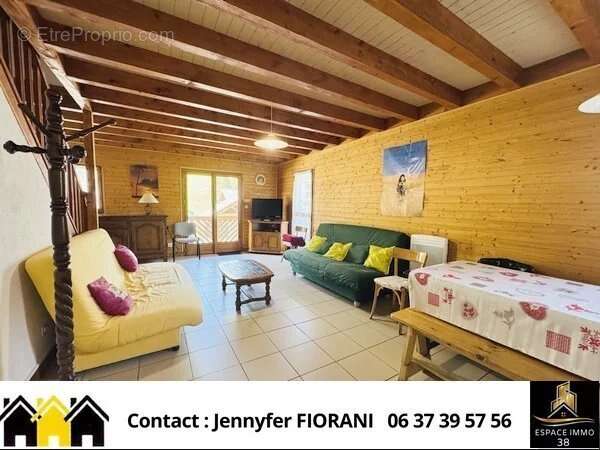 Appartement à LA MORTE