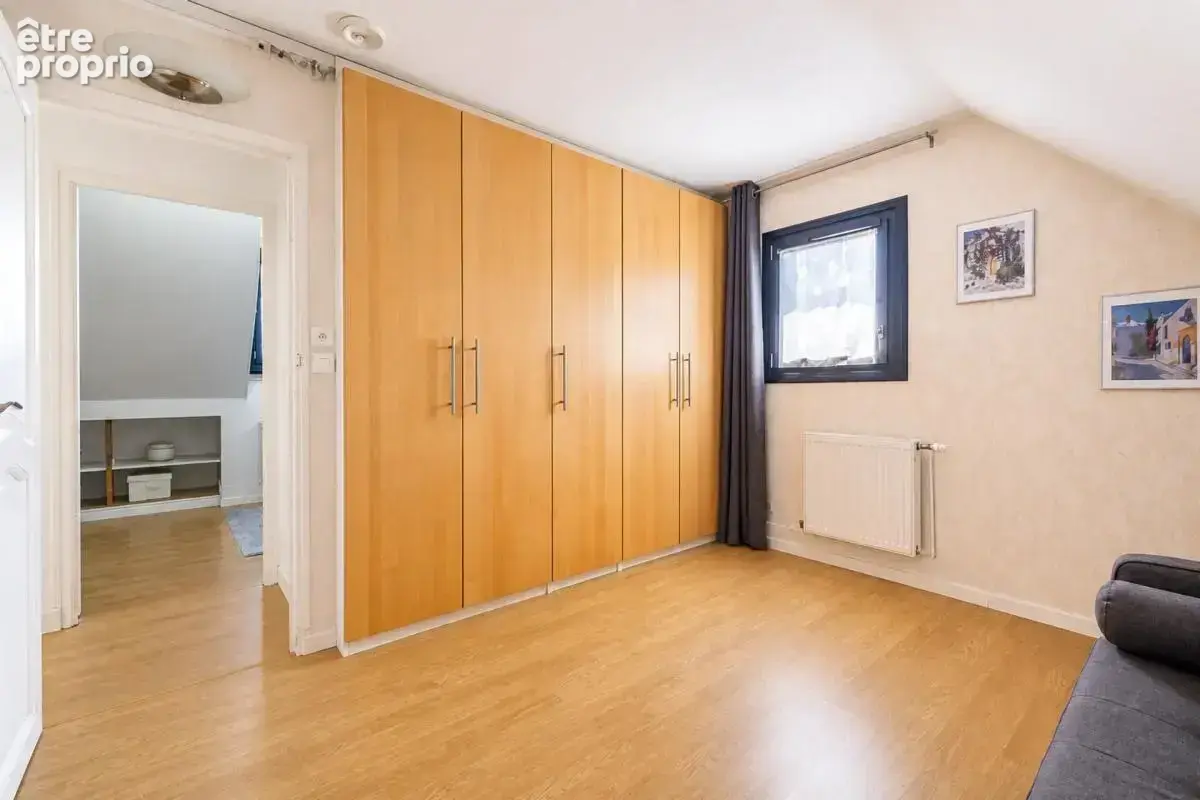 Maison de 5 pièces de 123 m² située à Lisses - photo 9