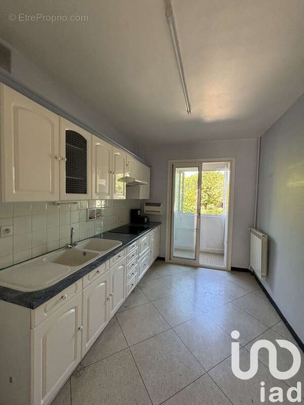 Photo 3 - Appartement à SALON-DE-PROVENCE