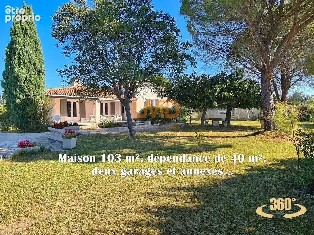 Maison à PERNES-LES-FONTAINES