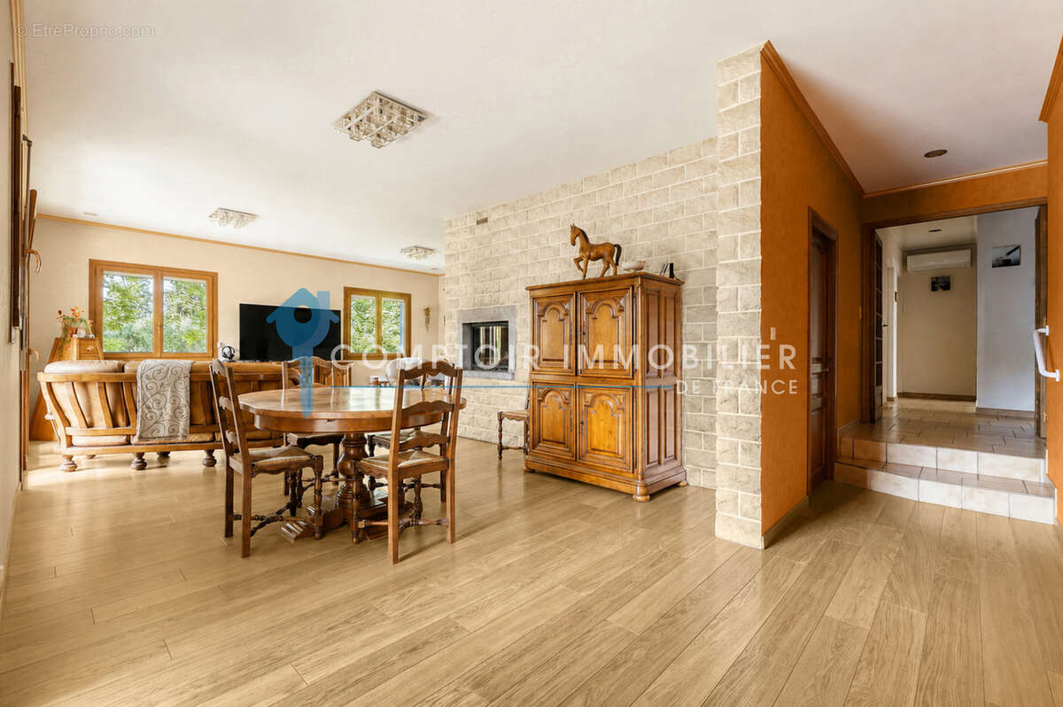 Maison T5 - 220m2 - Piscine Véranda - Buzet sur Tarn - photo 7