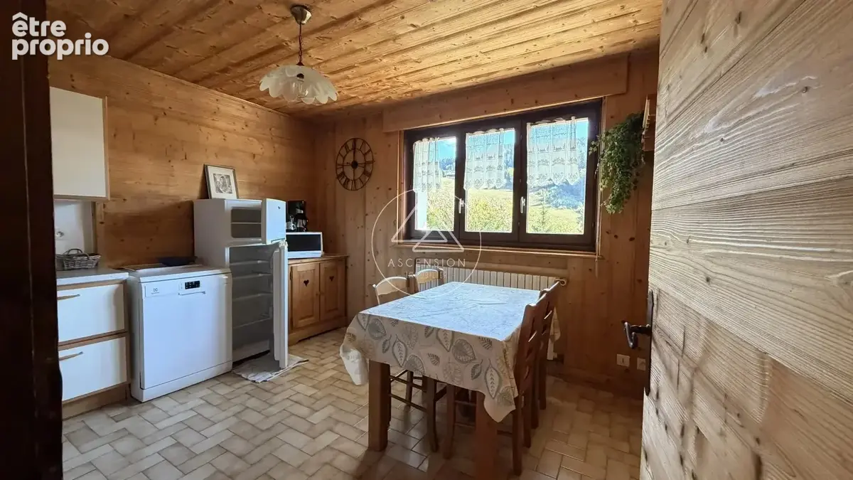 Les Gets – Appartement T2 à réhabiliter avec terrasse - photo 3