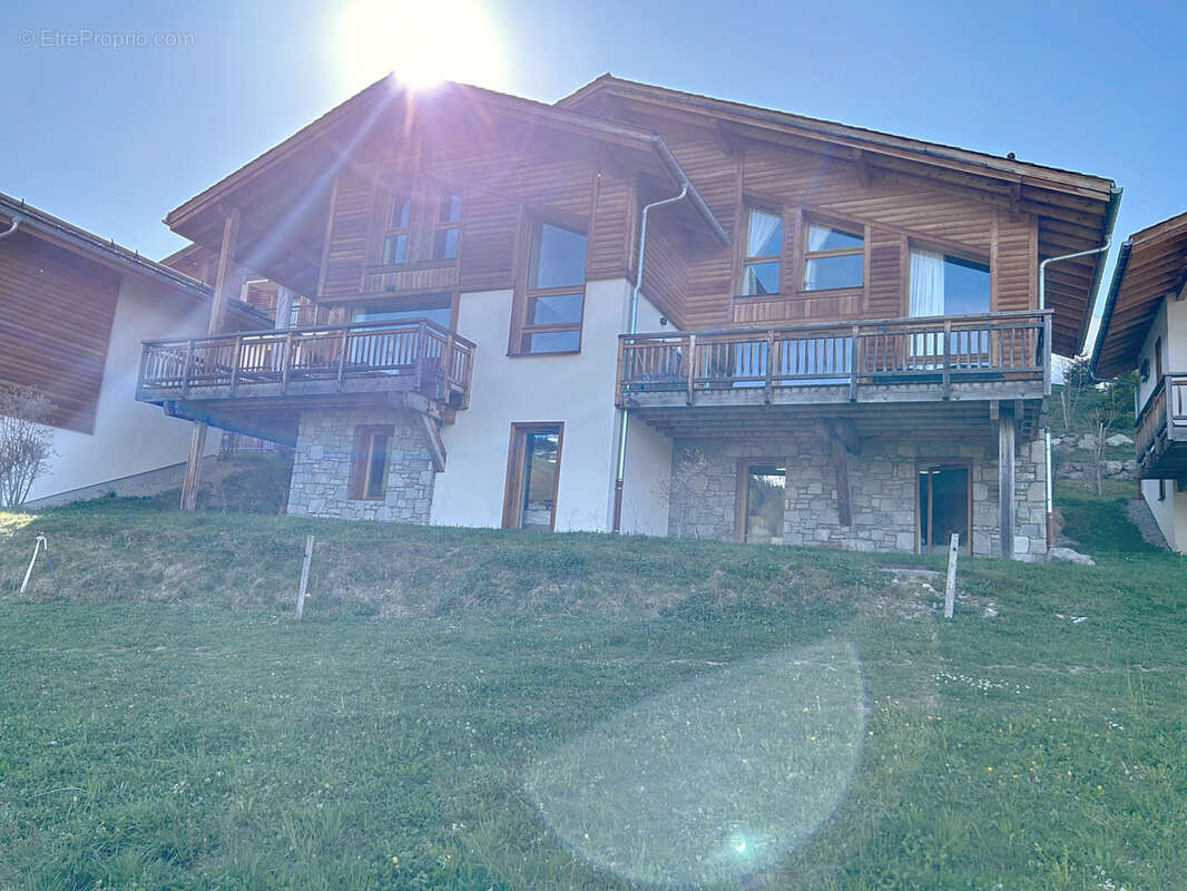 Maison à COMBLOUX