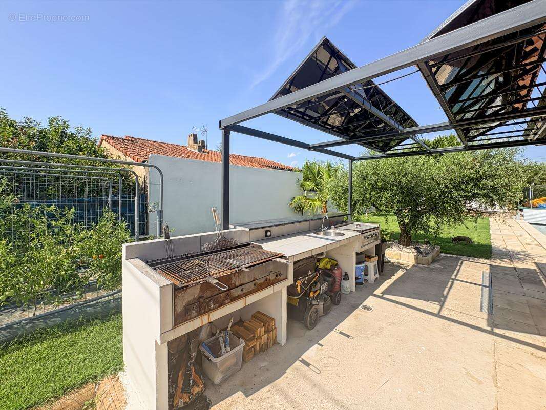 Maison rénovée de plain-pied avec piscine - 4 chambres - Livron-sur-Drôme - photo 19