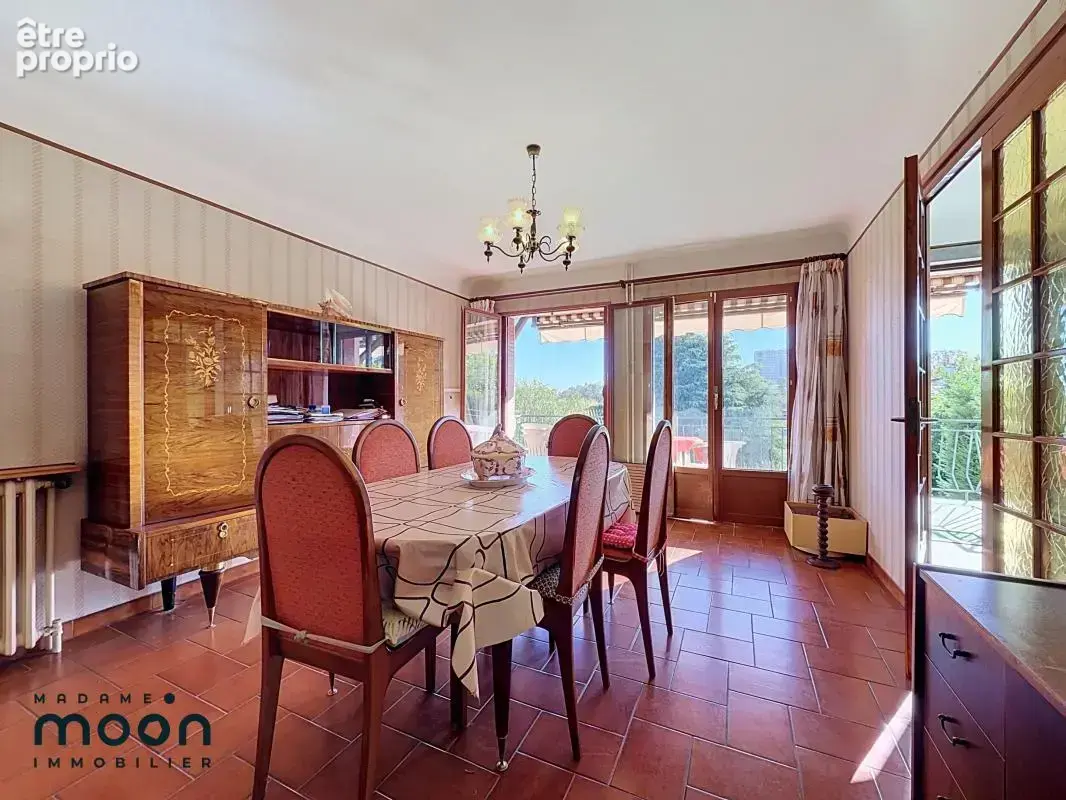 Maison Individuelle 5 pièces 122m² - Terrain 604m² Oullins Pierre Bénite - photo 5