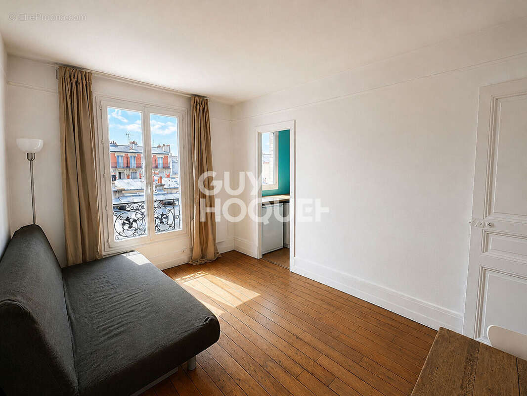 2 pièces / Voltaire / Charme de l'ancien - photo 2