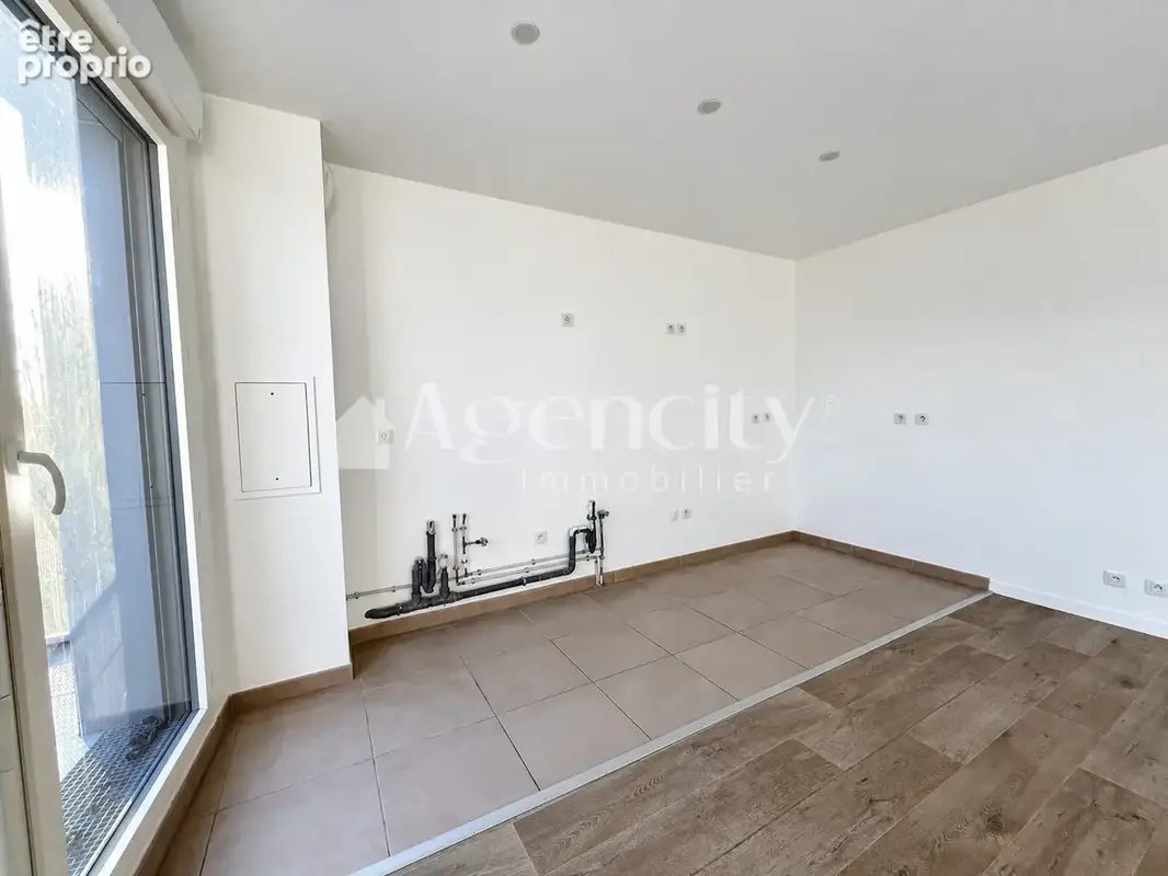 Appartement 4 pièces 86 m² à vendre à Bussy-Saint-Georges (77600) - photo 2