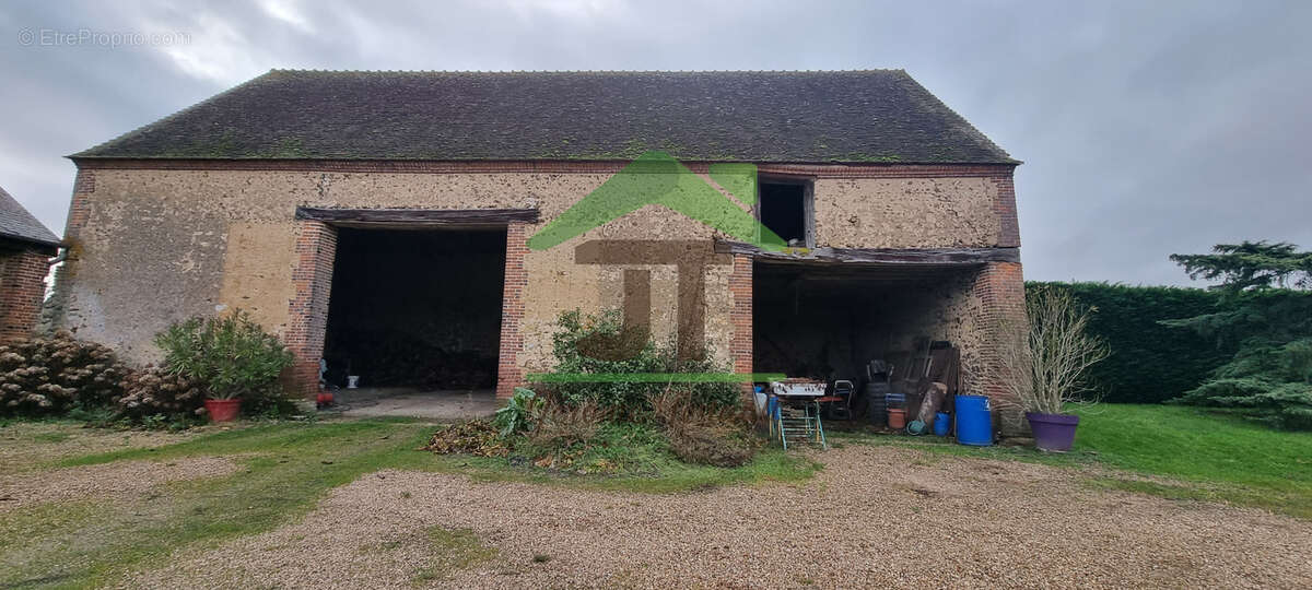 Maison à CLOYES-SUR-LE-LOIR