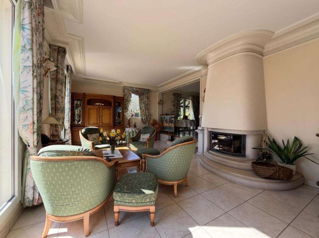 Maison à MALESTROIT