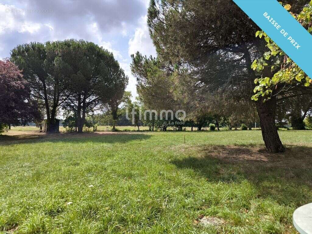 Maison à BEYCHAC-ET-CAILLAU