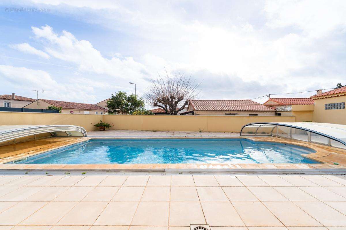 Maison 160 m² à Martigues  - photo 4