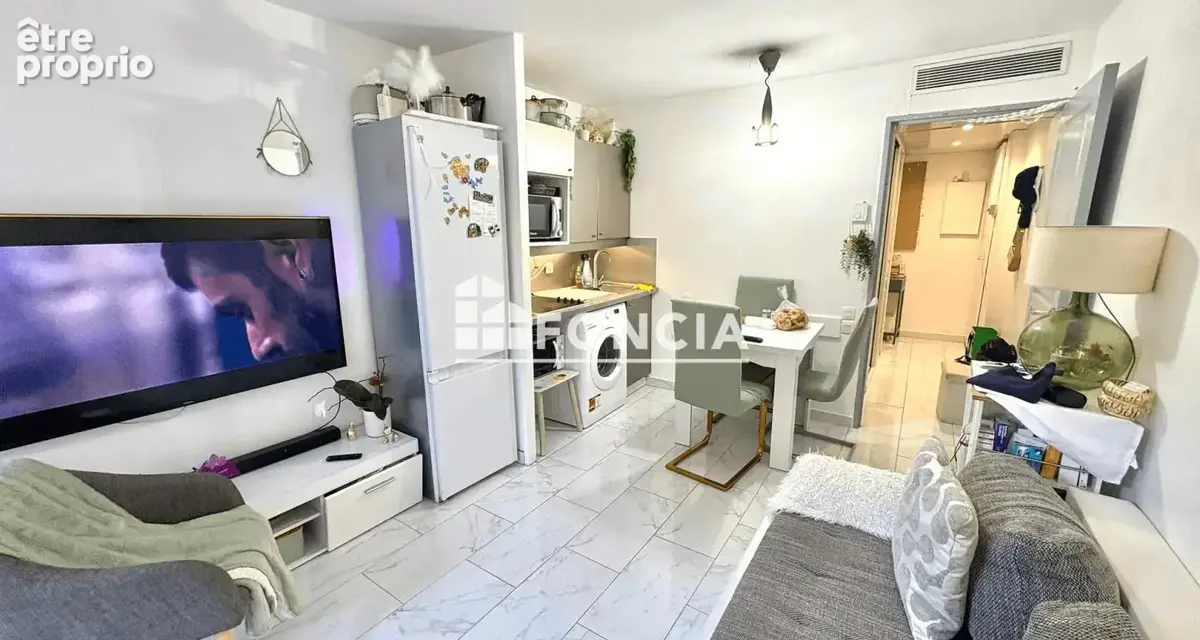 Cannes, bord de mer : T3 de 39 m² avec terrasse et vue mer, piscine résidentielle et parking privatif - photo 5