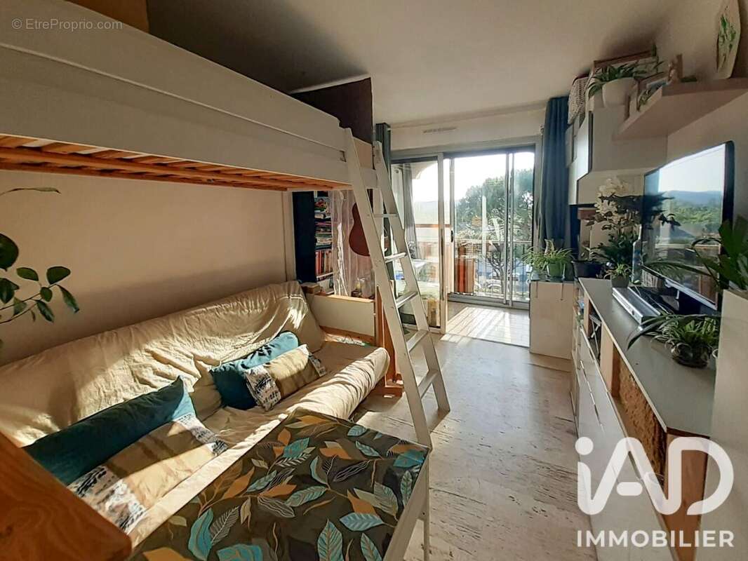 Photo 2 - Appartement à MANDELIEU-LA-NAPOULE