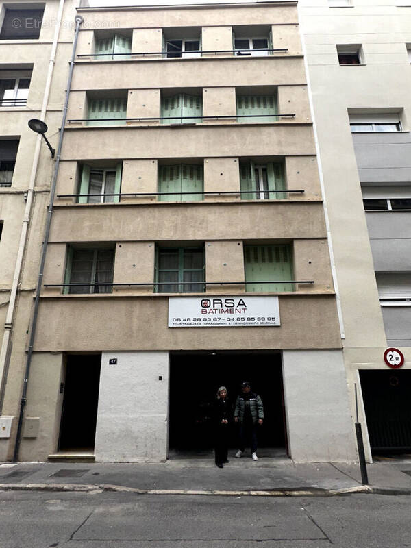 Appartement à MARSEILLE-1E