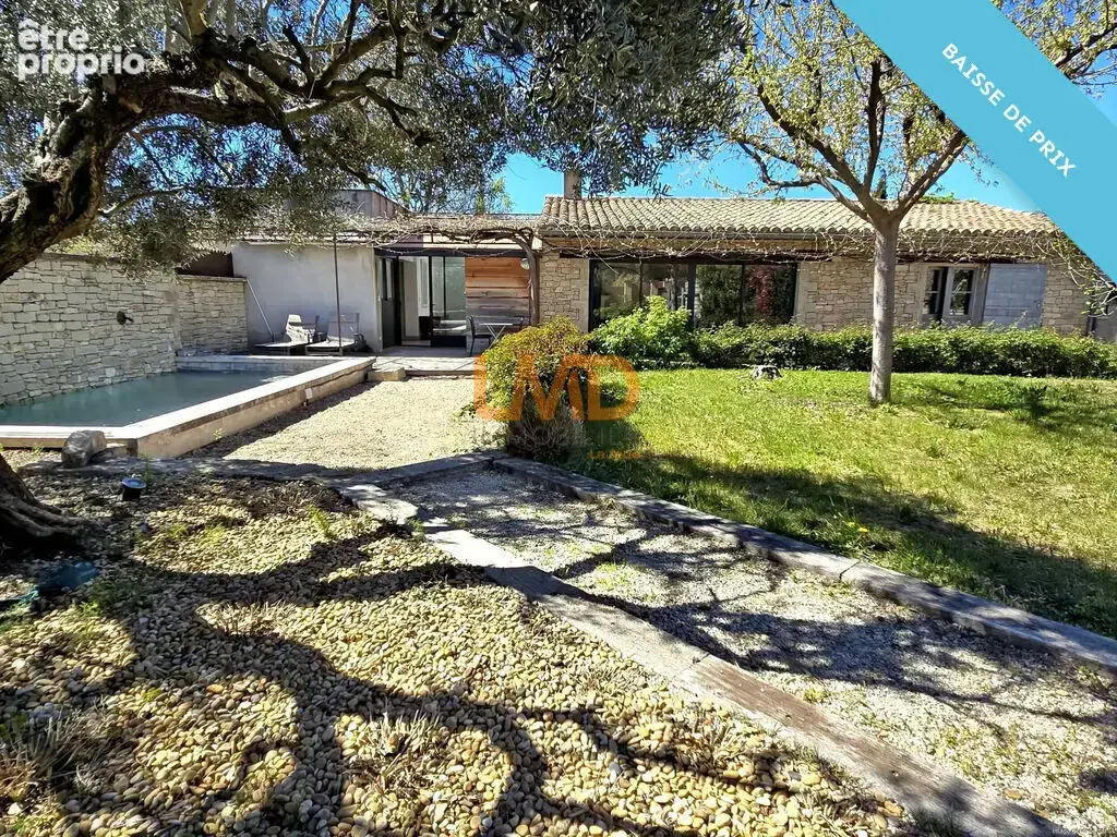Propriété avec 2 habitations, piscine et dépendances - photo 3