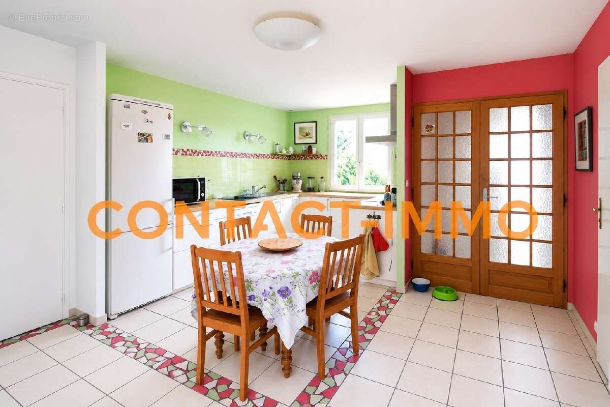 Maison 173 m² à Yerres  - photo 5